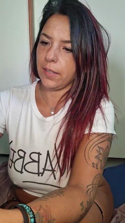 Allyson22andy from Italy