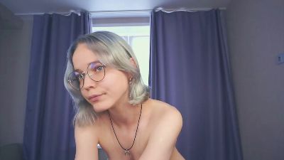 AlyceBurkert from United Kingdom