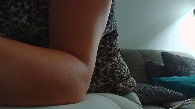 Caroliine7 from France