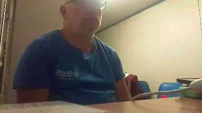 Cazzo_duro79 from Italy