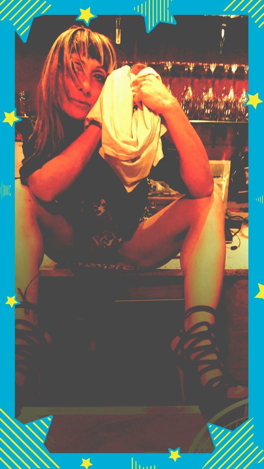 Hotledy69 from Italy