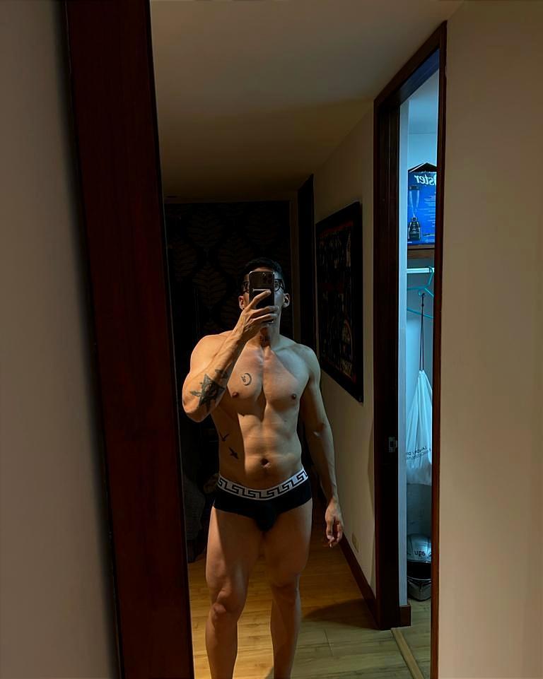 JeanOlimpo_ from Colombia