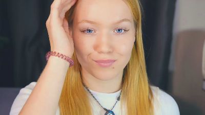JennieMediano from France