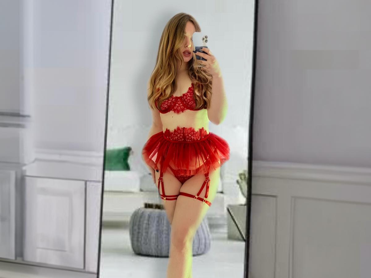 JennisXcharming from Poland