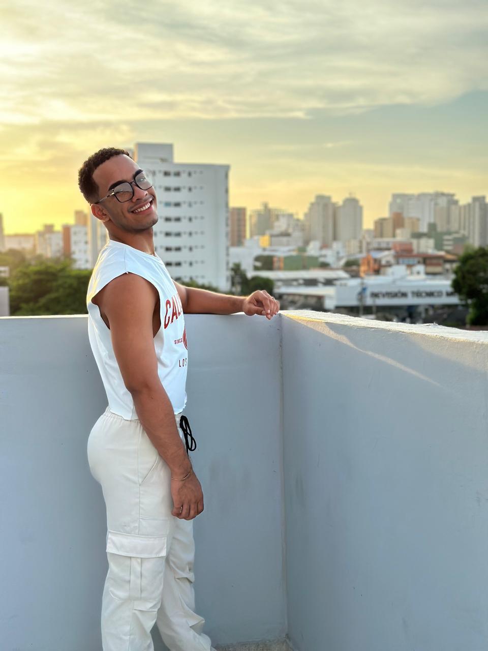 Jhonny_Mills from Colombia
