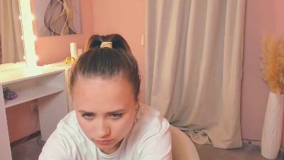 KelleeWitschi from Poland