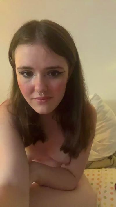 Kitty_slan from France
