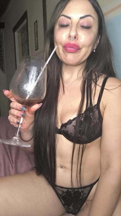 SharonMeixxx from Italy