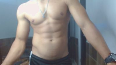 TylerGolt823 from Colombia
