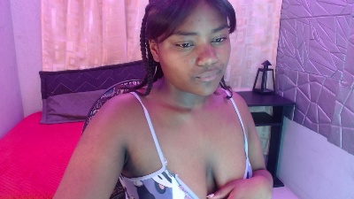 Valery_Andrea18 from Colombia
