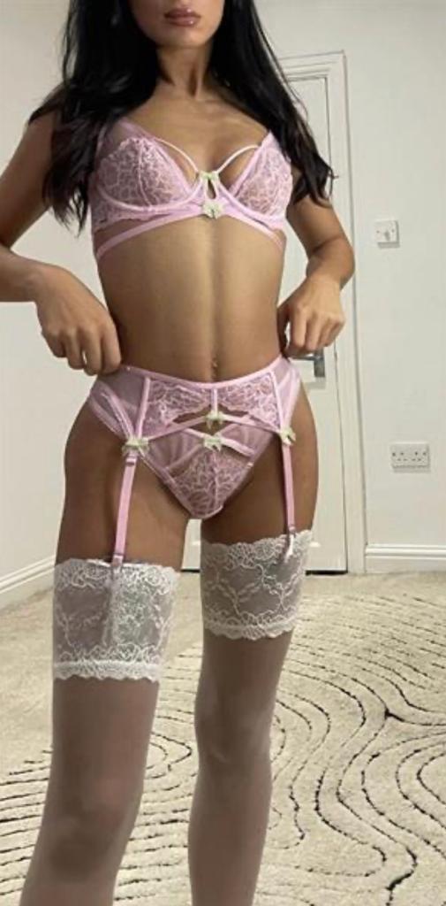 elli319 from United Kingdom