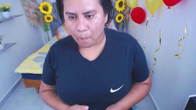 hotlesby4uxxx from Colombia