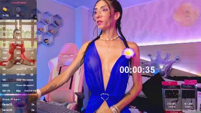 kyliehot_ from Colombia
