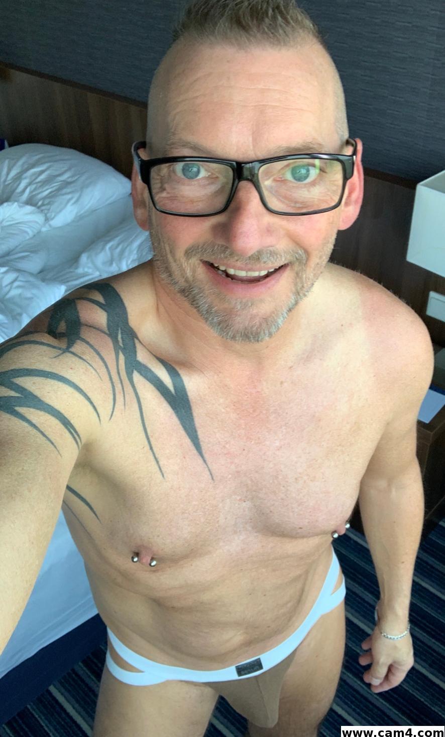 nakedfranky from Germany