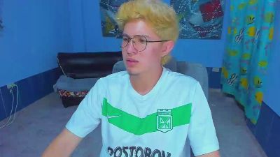patrik027 from Colombia