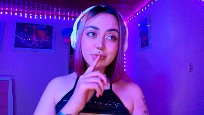 violet_smileex from Colombia