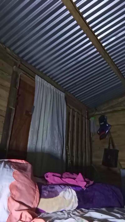 wendy204 from Madagascar